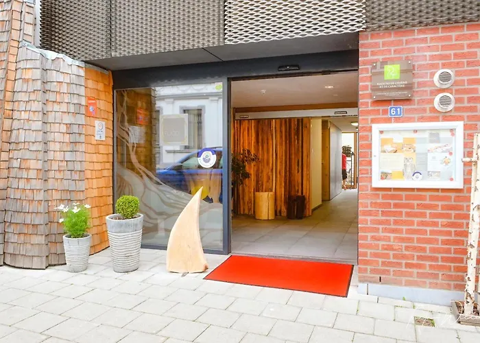 Sleepwood Hotel